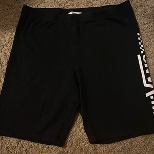 VANS BIKER SHORTS